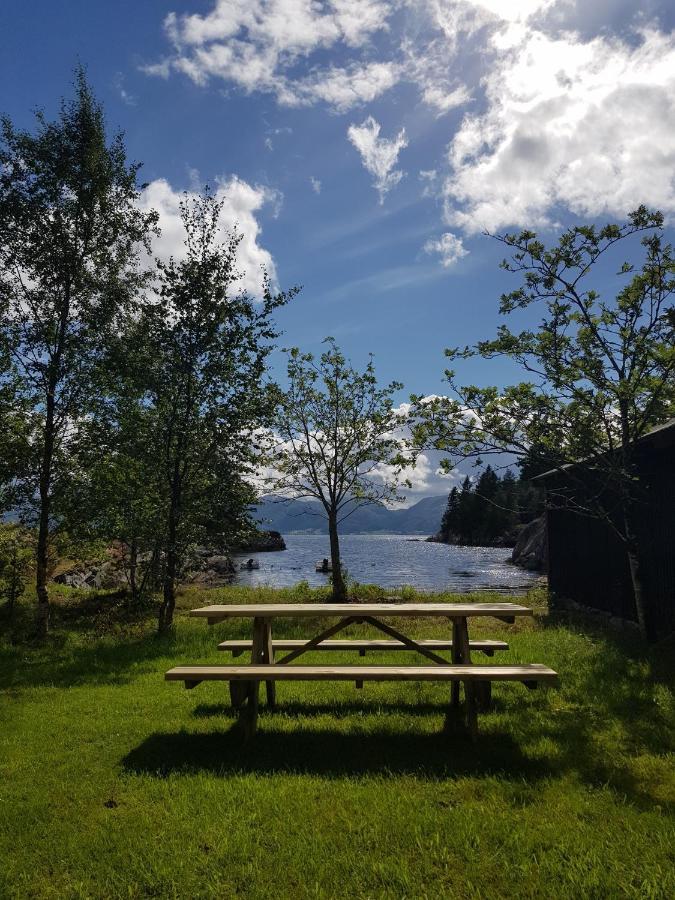 Waerholmen Lavik (Sogn og Fjordane) Exterior foto